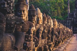 Siem Reap Culture Travel Guide: Traditions, Etiquette & Eco-Tours